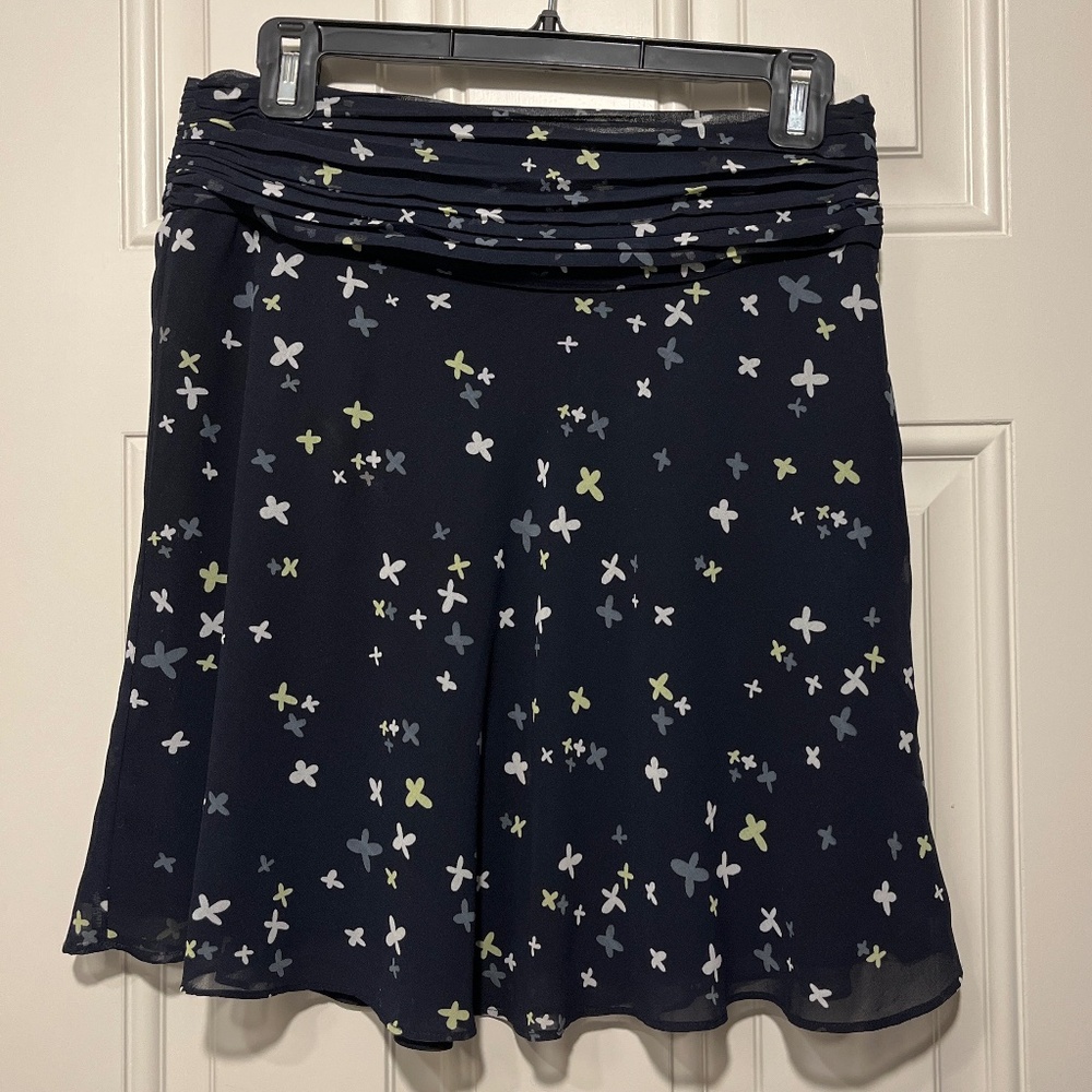 Floaty navy miniskirt